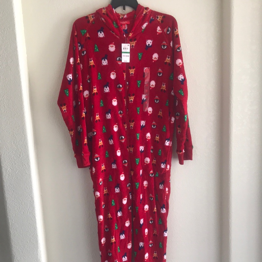 Christmas  MEN  Pajamas with Festive Print Size Large